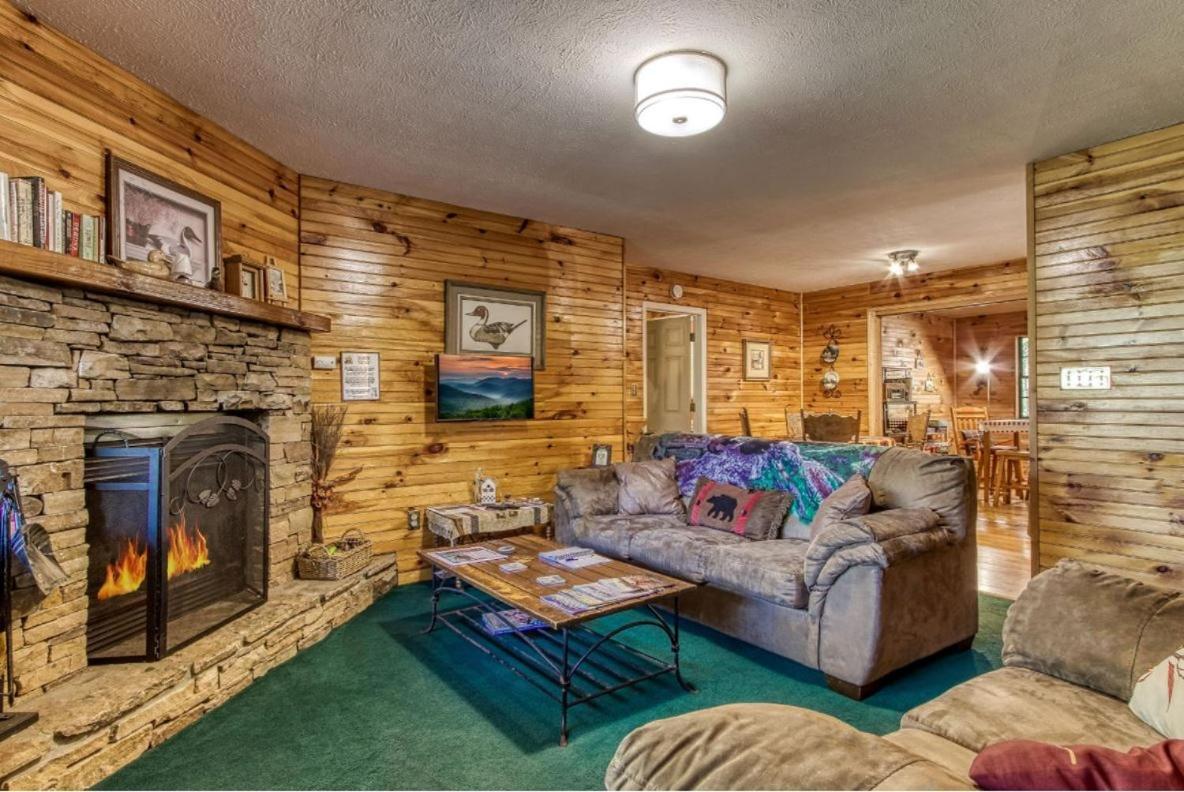 Sunset Ridge Cabin Pigeon Forge Buitenkant foto