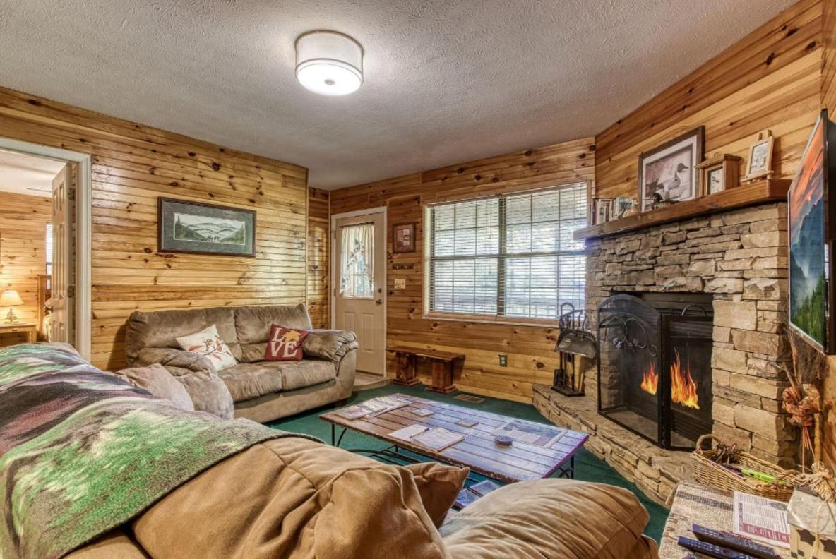 Sunset Ridge Cabin Pigeon Forge Buitenkant foto